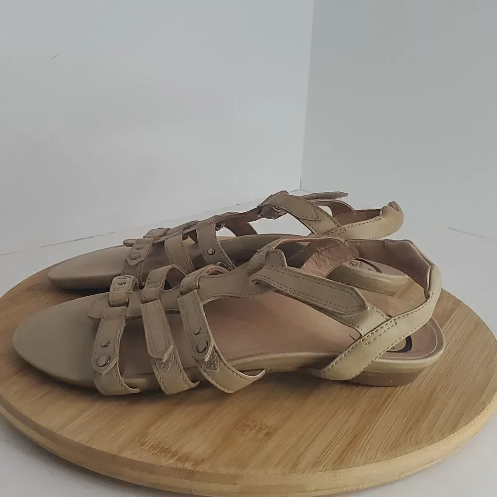 abeo B.I.O. System Sloane Leather Flat Sandals Tan Size 9N
